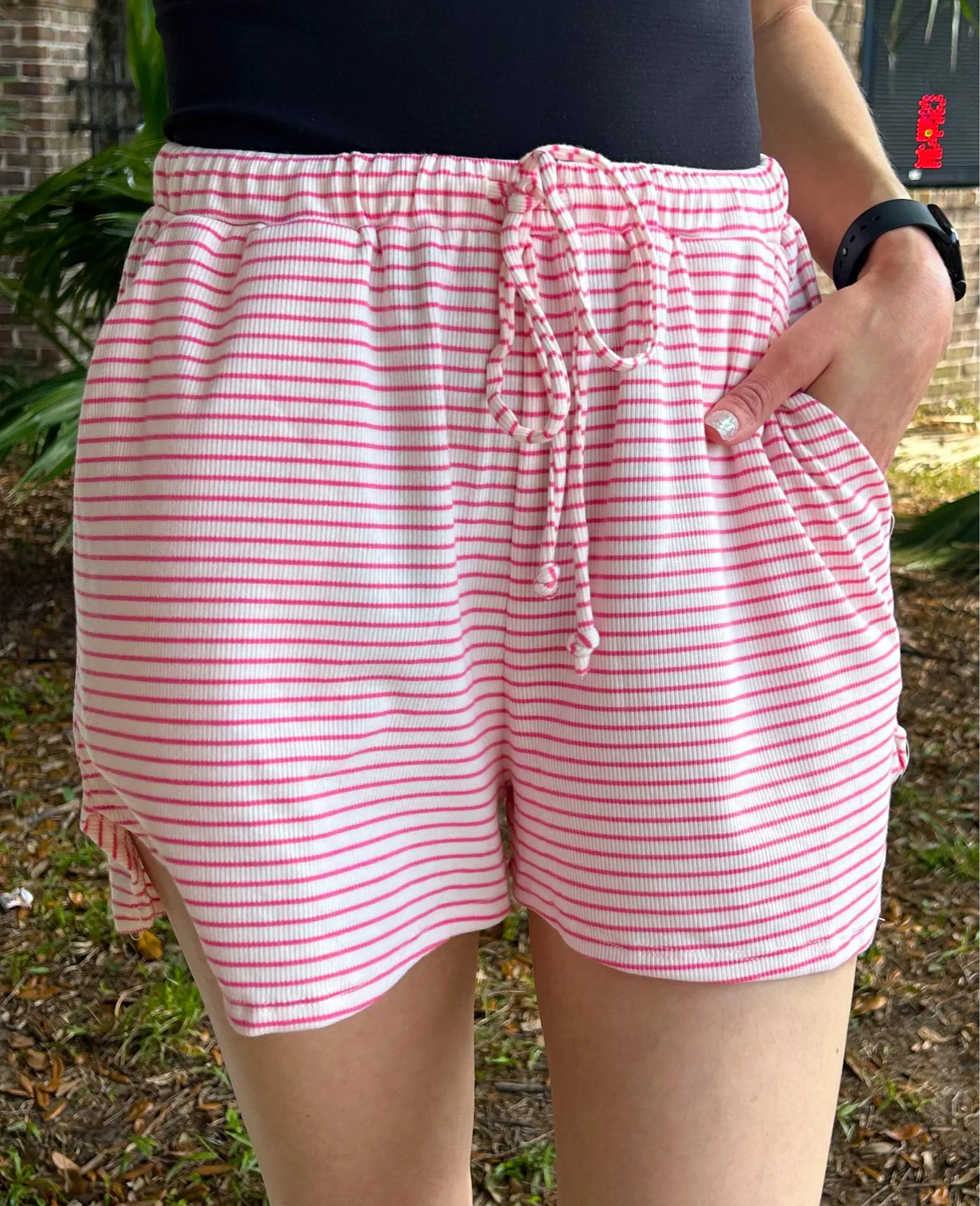 Dippin Striped Lounge Shorts | Pink