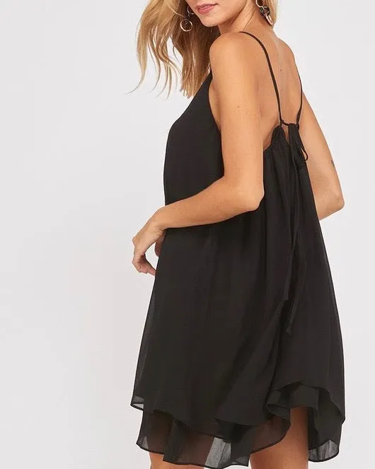 Essential Double Layered V-Neck Sleeveless Dress in Black