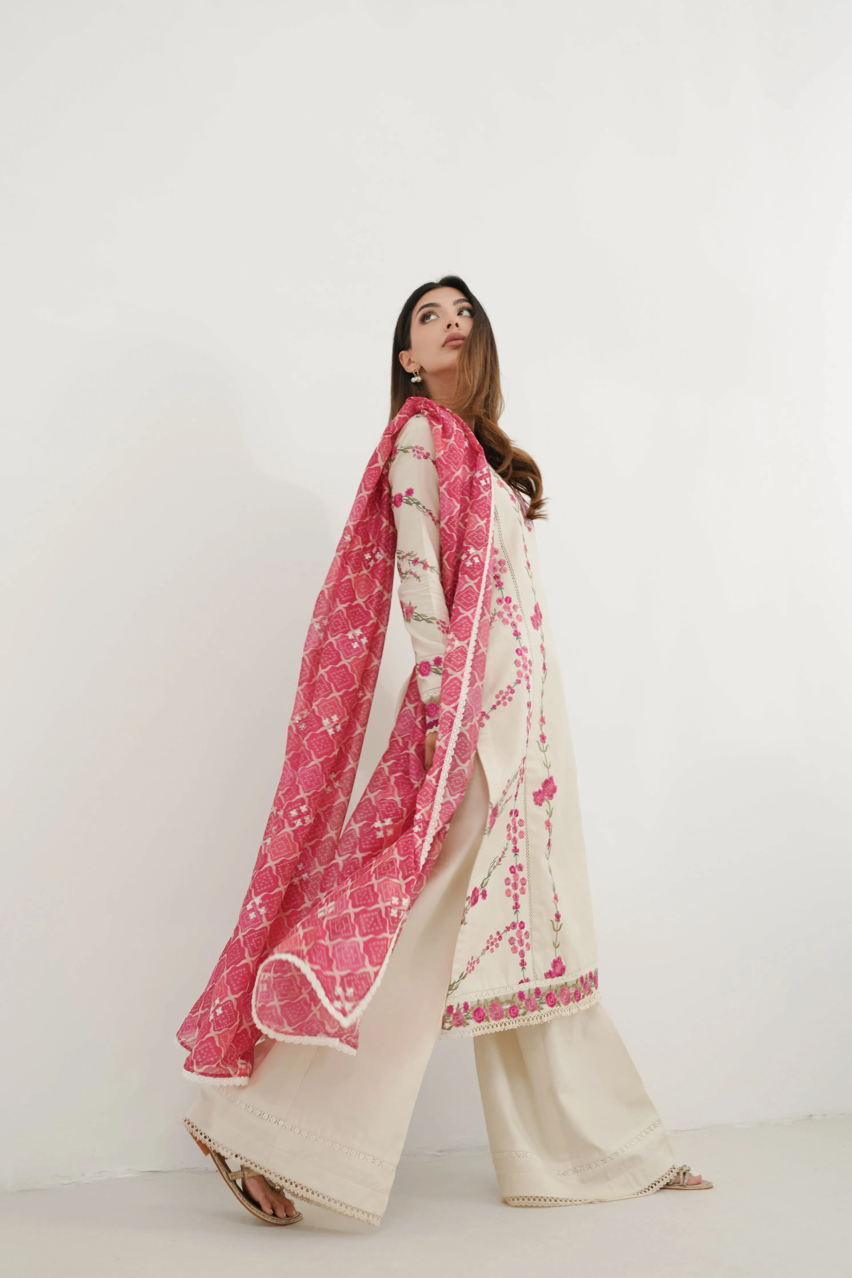 Ivory Roses Embroidered Lawn Set EID UL AZHA ‘24 NEL-24622