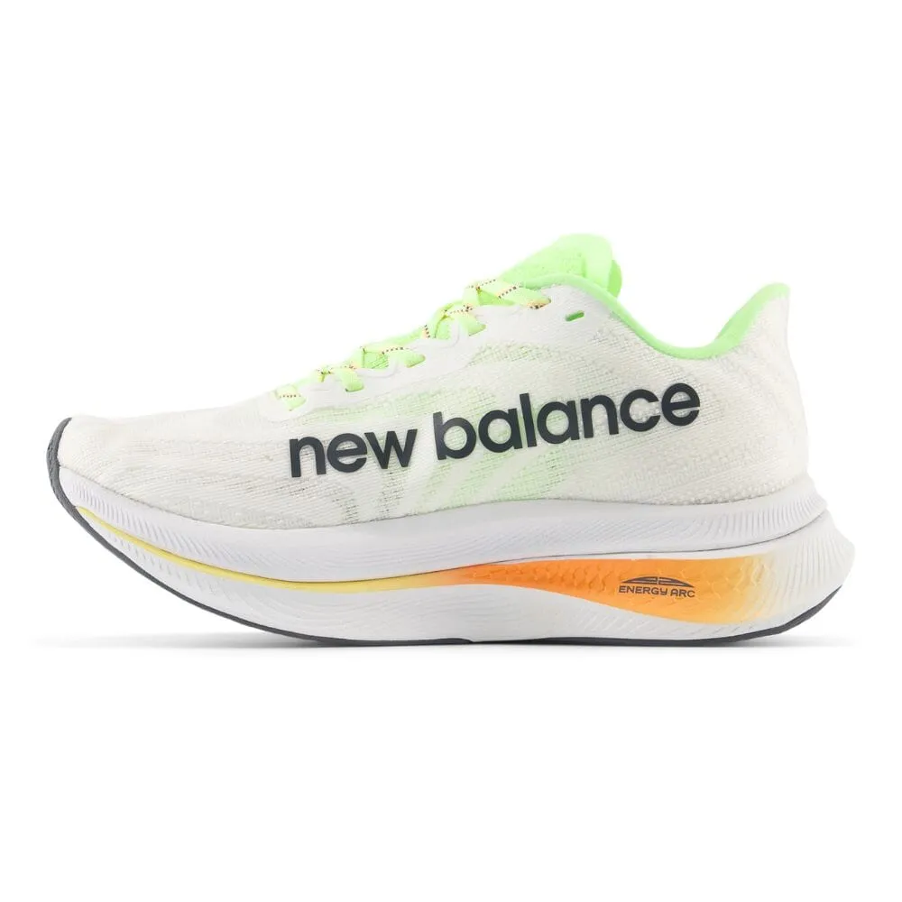 New Balance Women's FuelCell SuperComp Trainer v2