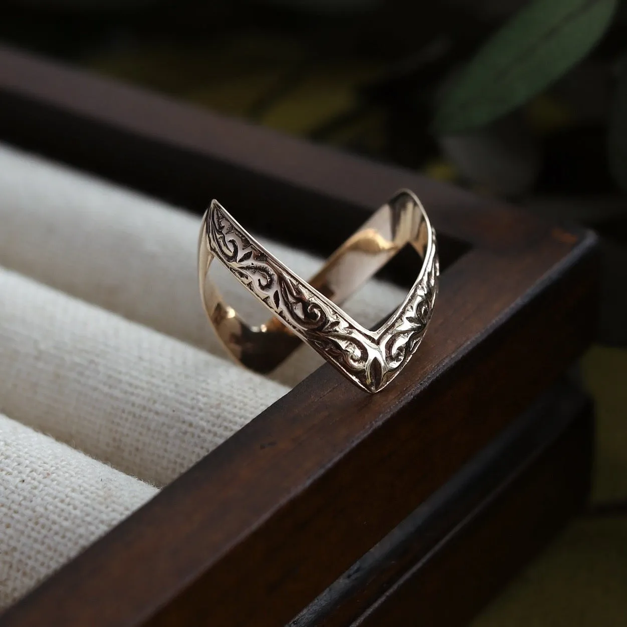 Vintage | Kiera Wishbone Ring